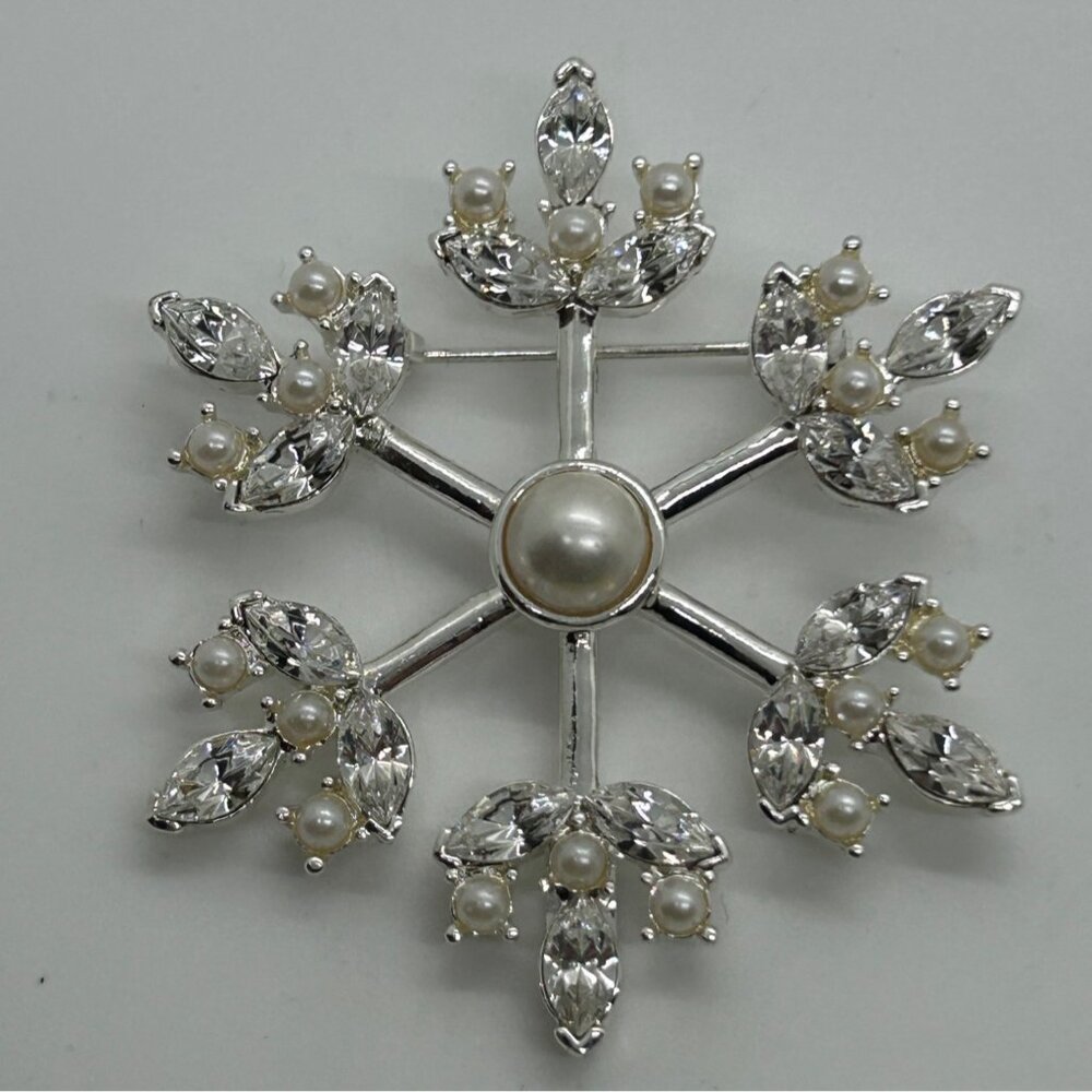 Christmas Brooch Lot Tree Pin Radko Eisenberg Avon Gerry Both Vintage Modern - Picture 5 of 16